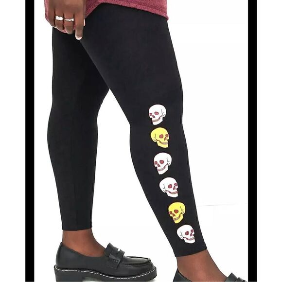 Torrid Skull Leggings Size 2X Black High Rise Stretch Pull On Comfort - Picture 1 of 8